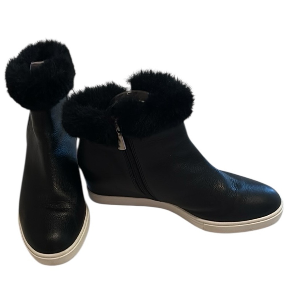 Linea Paolo Flossie Leather with Faux Fur Cuff Wedge Booties, size 8 - Picture 2 of 8